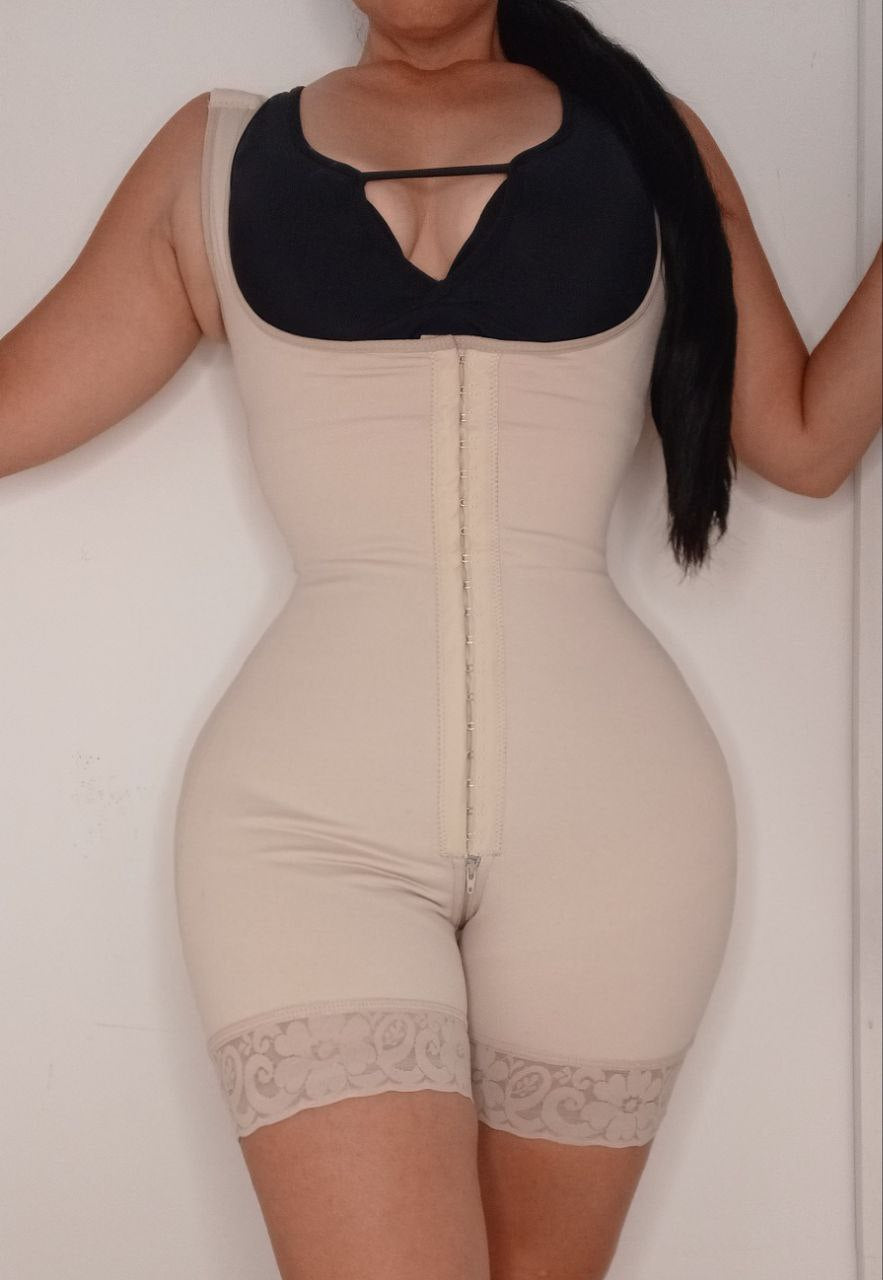 Post -OP Girdle W/ 3 Row Hooks